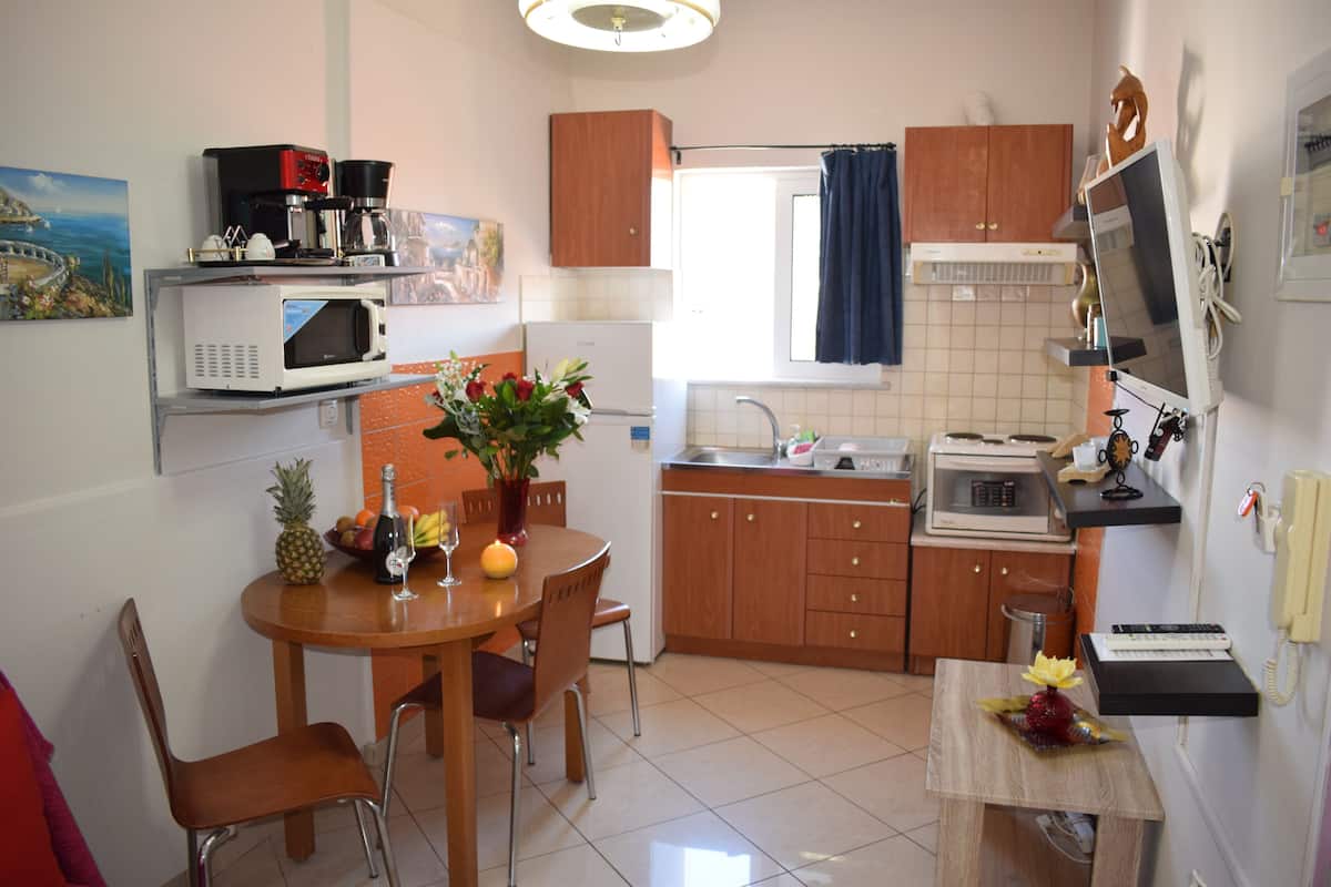 Superior-Apartment, Terrasse, Stadtblick | Eigene Küche