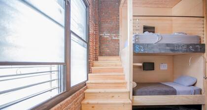 PodShare DTLA Arts District - Hostel
