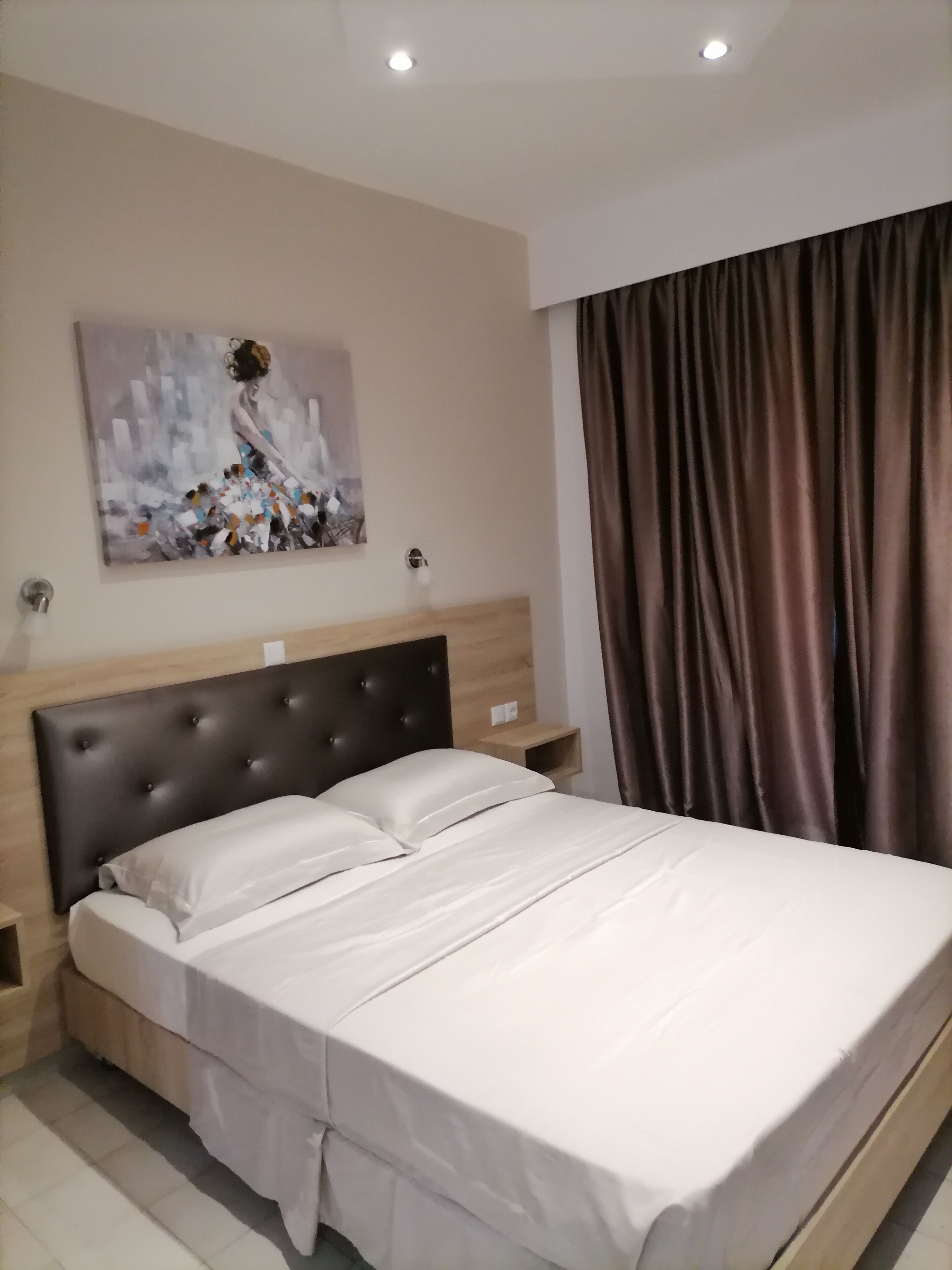 family room | in-room safe, blackout curtains, soundproofing, iron/ironing board