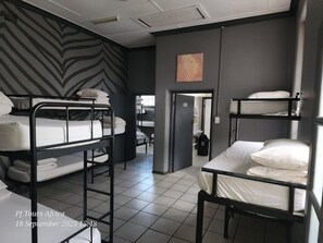 Classic Shared Dormitory, Mixed Dorm, Non Smoking | Wi-fi percuma, cadar katil