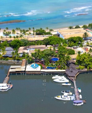 Front of property - Hotel Quinta do Porto (Porto Seguro)