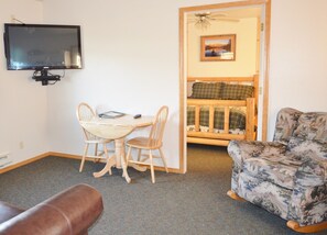 Cabaña estándar, 2 habitaciones, no fumadores, cocina básica | Interior