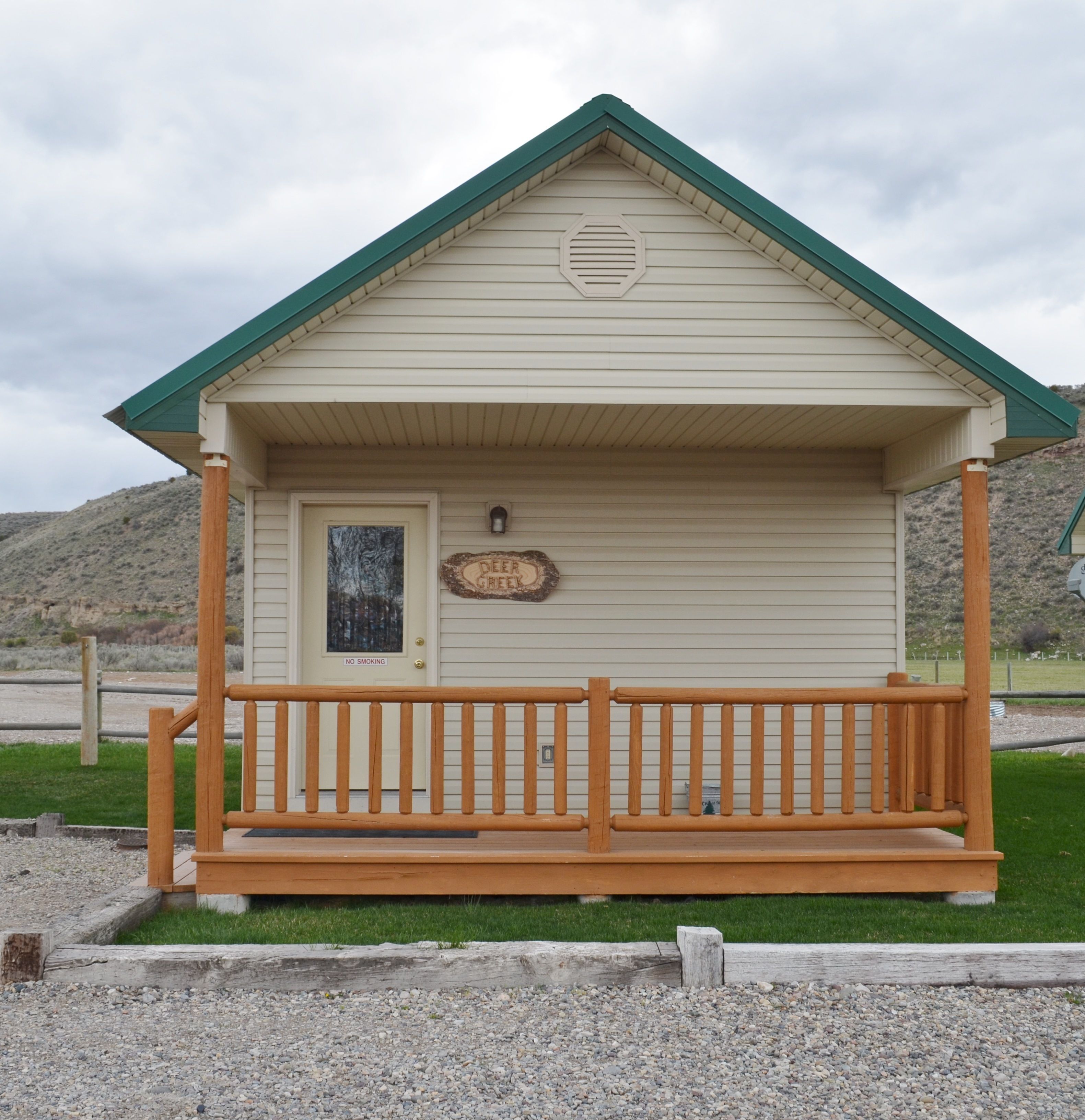 Standard Cabin, 1 Queen Bed with Sofa bed, Non Smoking, Kitchenette | 1 bedroom, free WiFi, bed sheets
