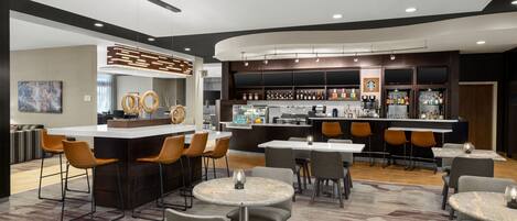 Breakfast and dinner served