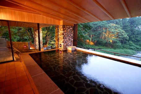 Natural pool. Airinkan