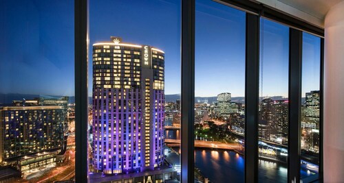 Platinum Apartments at Freshwater