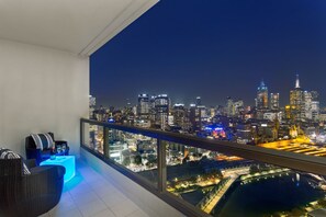 2 Bedroom - 2 Bathroom Mid Level with Balcony | Balcony view - Platinum Apartments at Freshwater (Southbank)