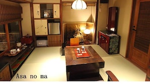 Japanese Western Style Room (ASA), Courtyard View, Non Smoking | Premium bedding, minibar, in-room safe, iron/ironing board (on request) - Yadoya Dejavu (Kyoto)