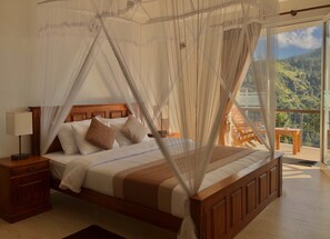 Ropa de cama de alta calidad y minibar 