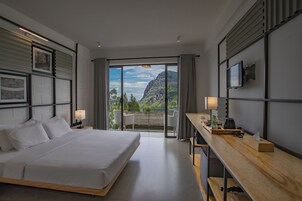 Habitación Deluxe doble | Ropa de cama de alta calidad, minibar, caja fuerte