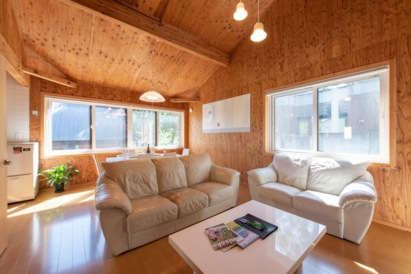 Chalet (Midori) | Coin séjour