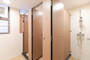 Slippers, towels - Solar Villas - Hostel (Ma Wan)