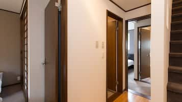 2 Bedroom Townhouse 2 | Free WiFi