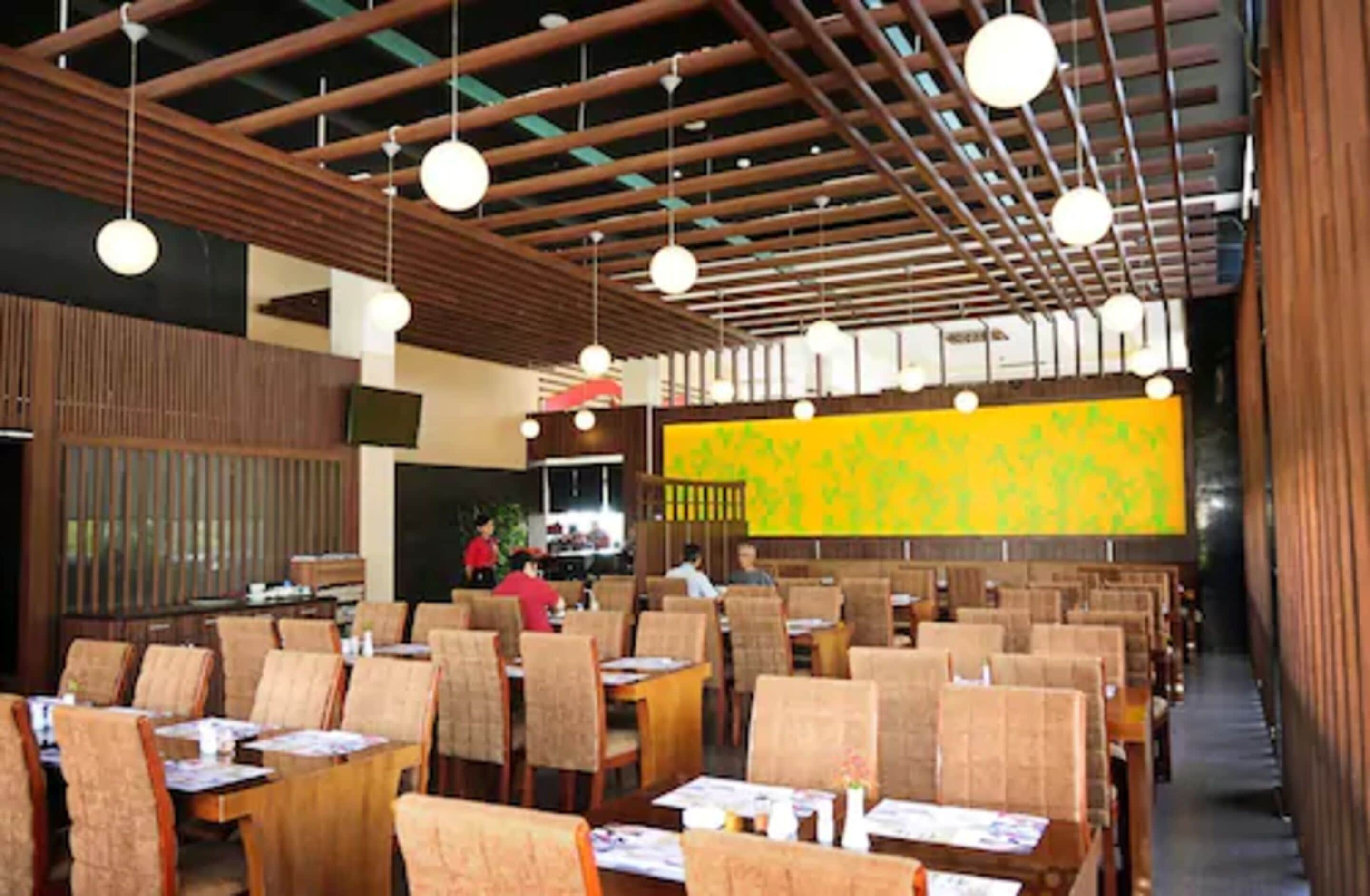 Daily buffet breakfast (IDR 120000 per person)