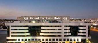 迪拉卓越飯店星期套房（原喜來登迪拉飯店）  