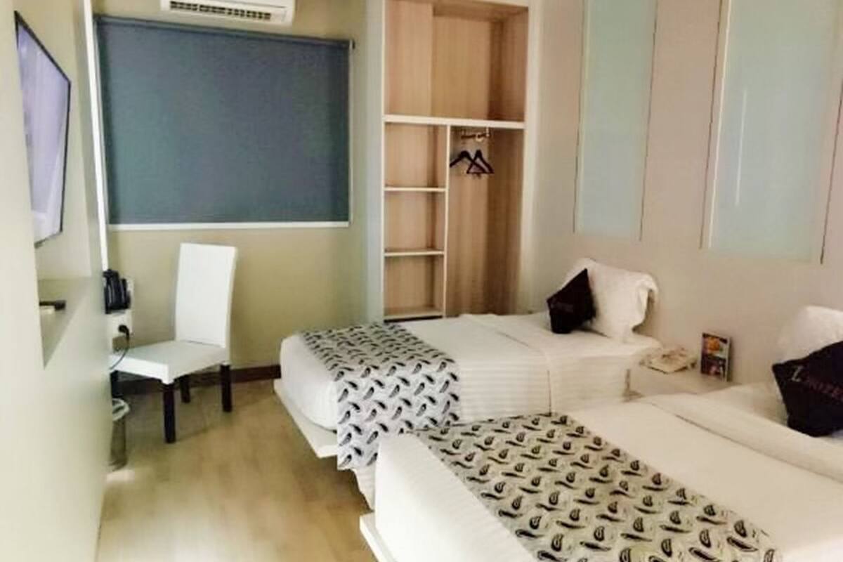 Superior Twin Room | Desk, WiFi (free)