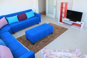 Apartment, 1 Schlafzimmer | Wohnzimmer | LED-Fernseher