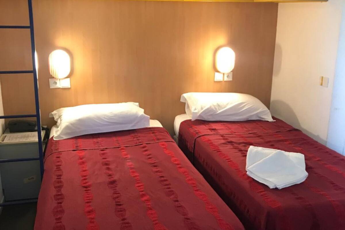 desk, soundproofing, iron/ironing board, free cots/infant beds