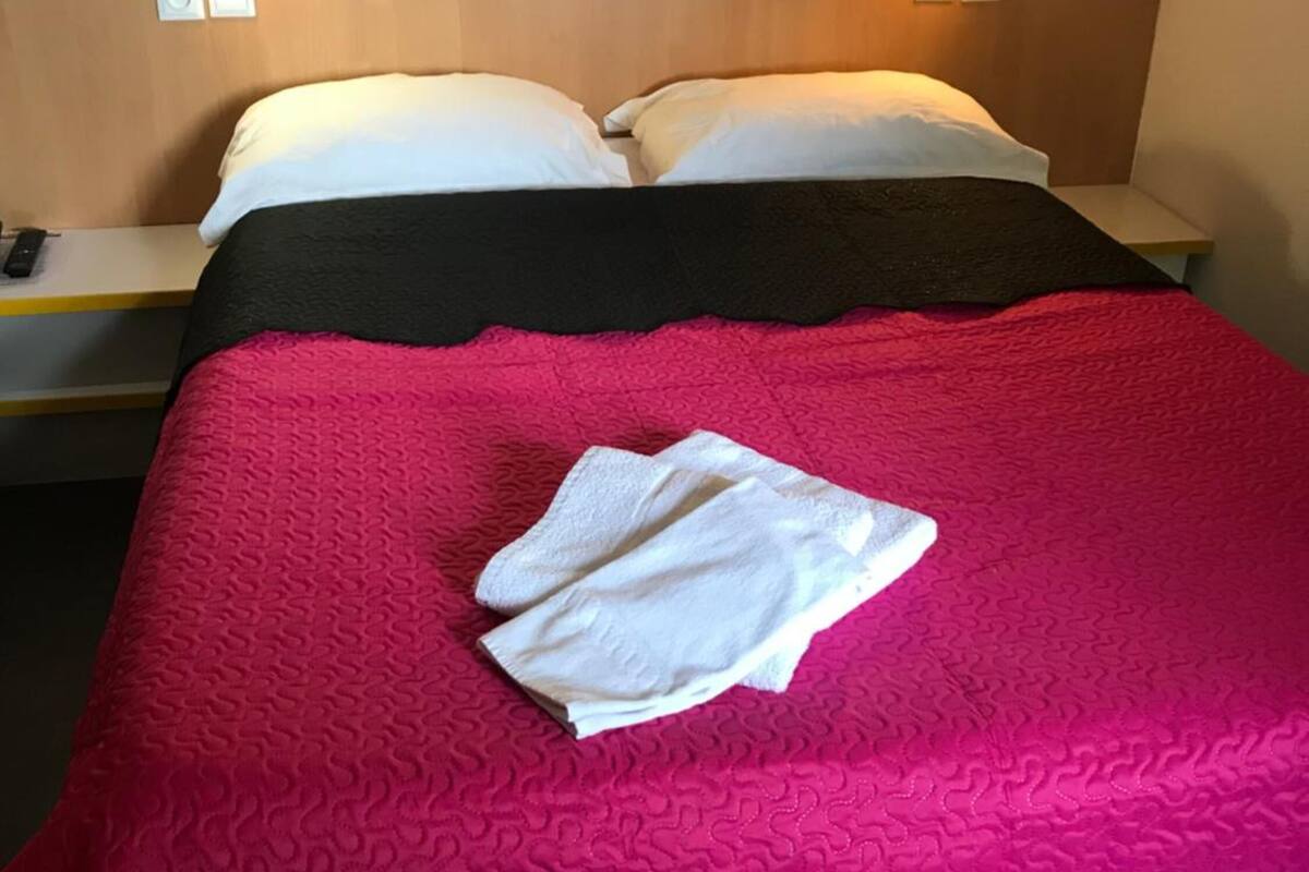 desk, soundproofing, iron/ironing board, free cots/infant beds