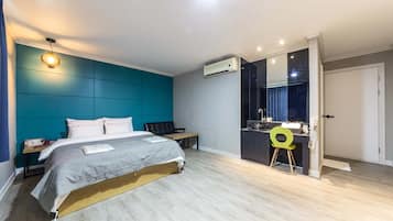 Deluxe Double Room | Free WiFi, bed sheets