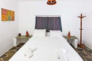 Traditional House, 2 Bedrooms | 2 bedrooms, in-room safe, iron/ironing board, free cribs/infant beds - Sifnos Residence (Sifnos)