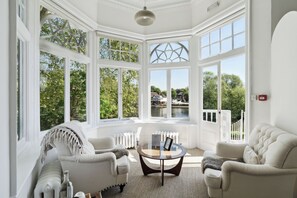 クラブ ルーム | 高級寝具、アイロン / アイロン台、WiFi (無料)、ベッドシーツ