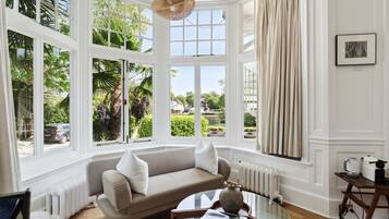 Club Suite, 1 Bedroom, River View