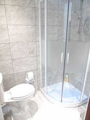 Peralatan tempat tidur premium, kalis bunyi, seterika/papan seterika 