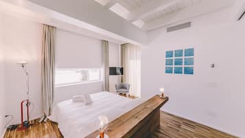 Luxe suite, meerdere bedden, uitzicht op zee