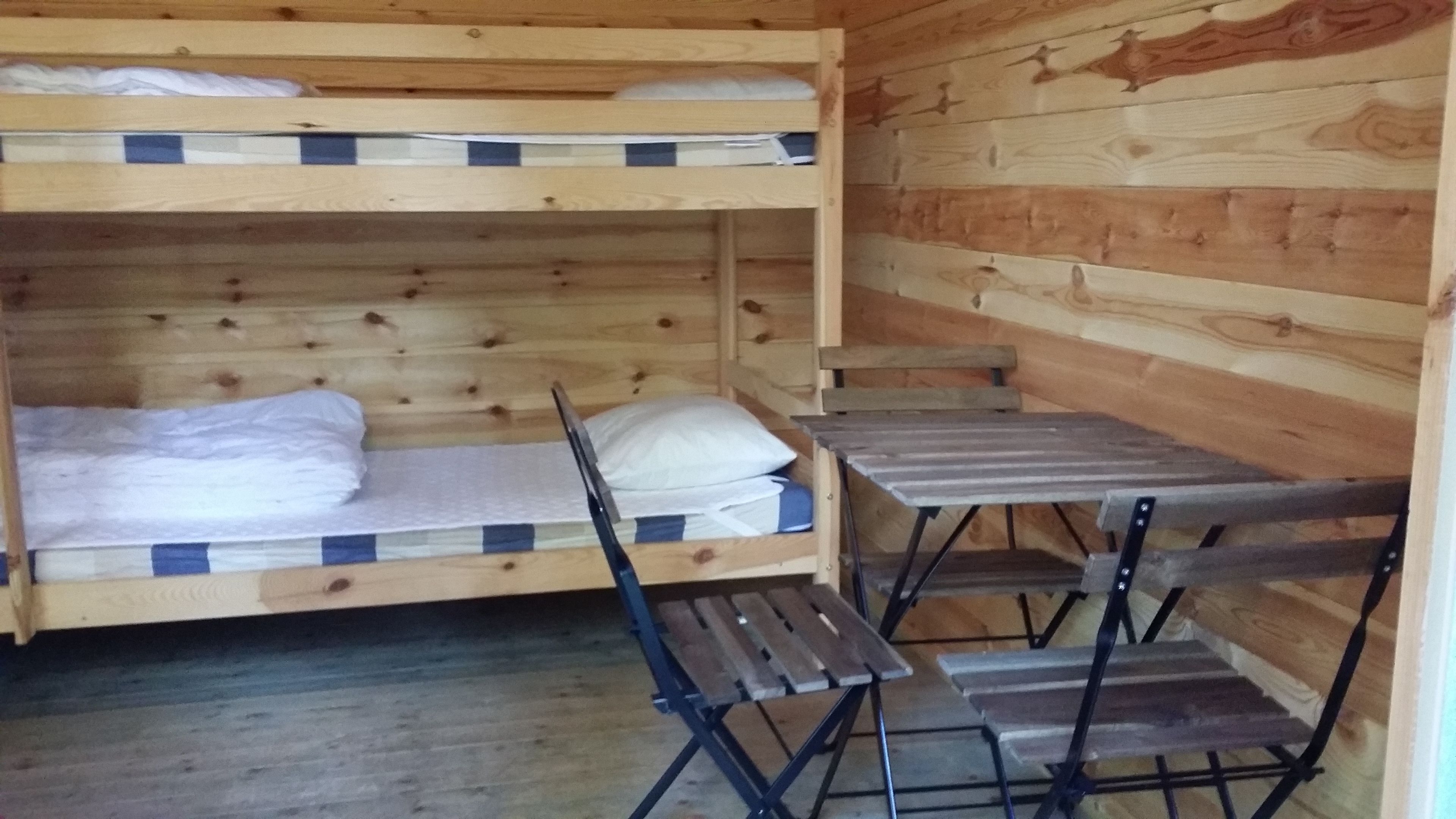 Economy Cottage, Shared Bathroom (4 adults, Excluding Linen/Towels)