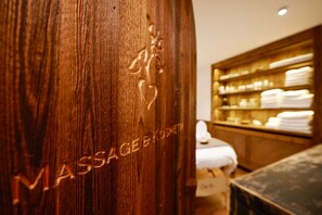 Baño turco o hammam, tratamientos corporales y aromaterapia 