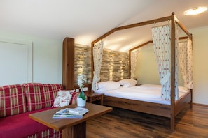 Quarto casal standard | 1 quarto, cortinas blackout, Wi-Fi de cortesia, roupa de cama