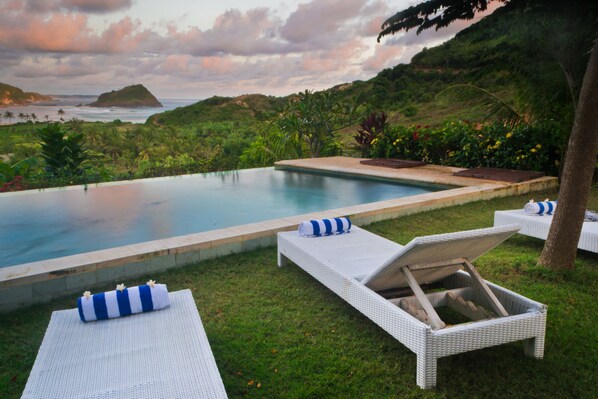 Family Ocean View | Outdoor pool | Outdoor pool, pool loungers