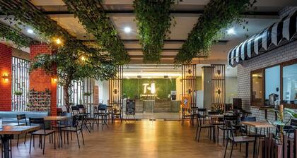 Terraz Tree Hotel