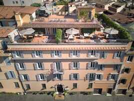 Facciata della struttura