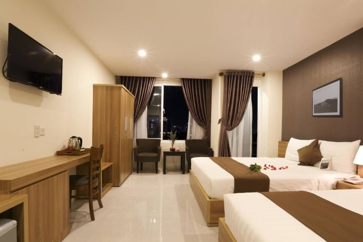 Deluxe Double Room, Balcony | Minibar, desk, free WiFi