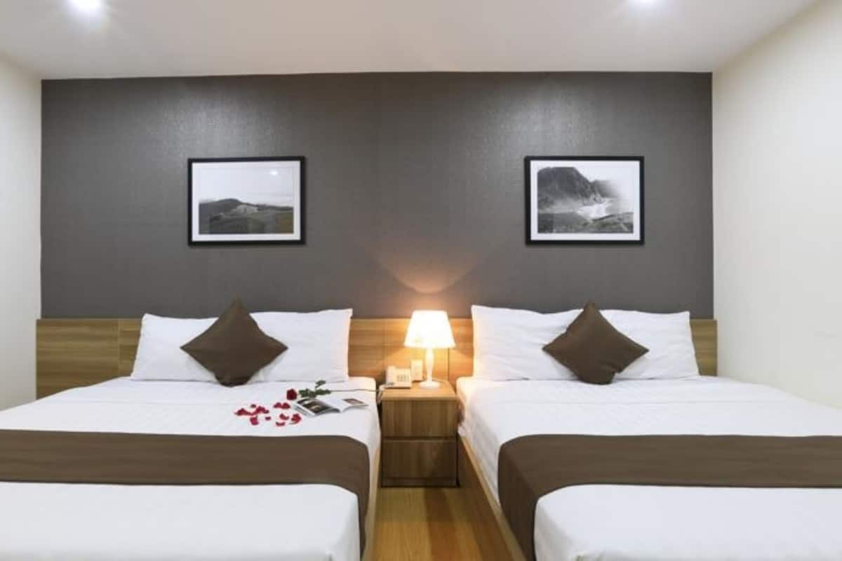 Standard Double Room | Minibar, desk, free WiFi