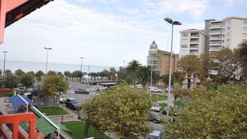 Standaard kamer, 1 twee- of 2 eenpersoonsbedden, gedeeltelijk uitzicht op zee | Kameruitzicht