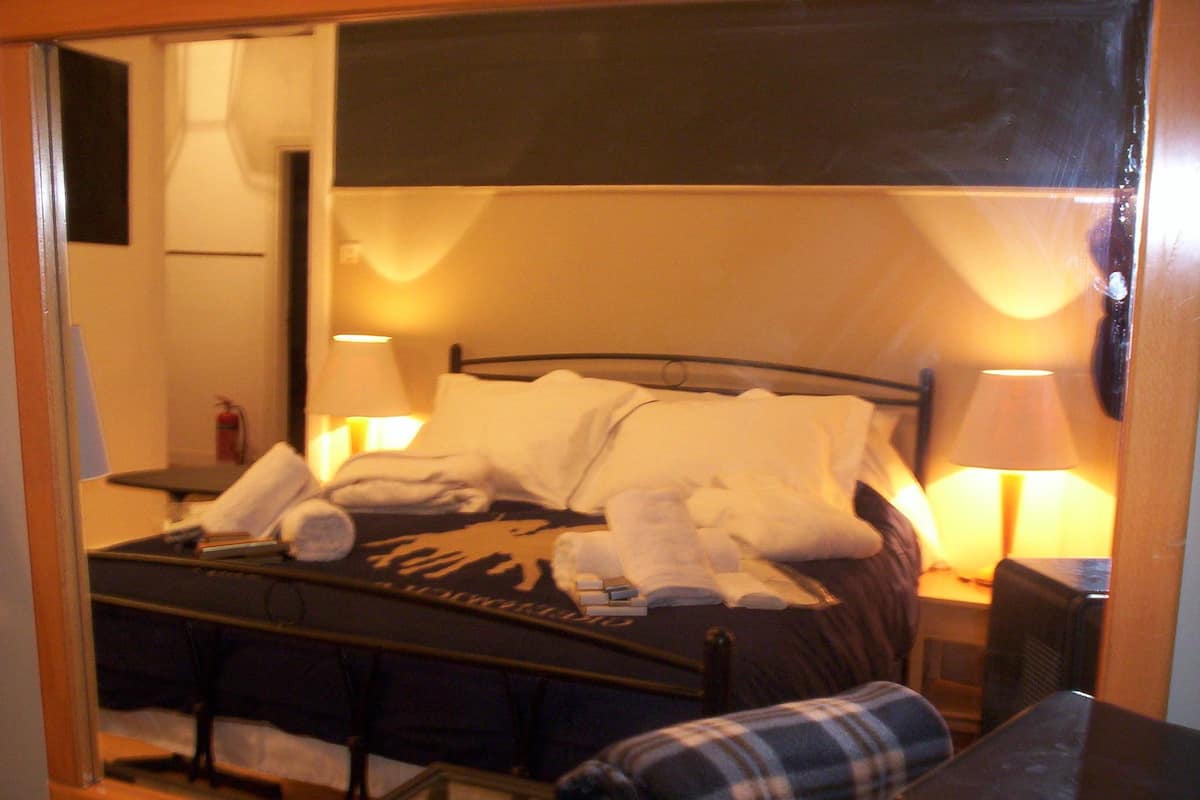 Premium bedding, in-room safe, desk, iron/ironing board