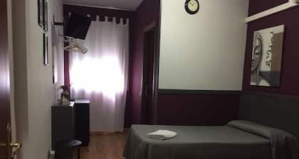 Hostal Avenida de Madrid