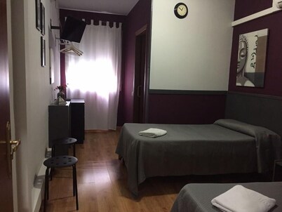 Hostal Avenida de Madrid