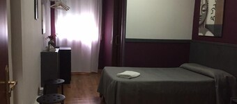 Hostal Avenida de Madrid