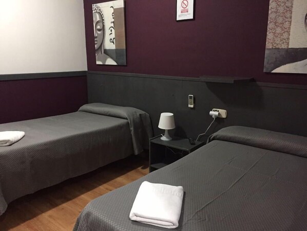 Free WiFi, bed sheets