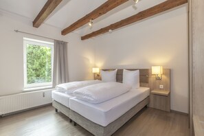 Apartment, 2 Bedrooms, Kitchen (FeWo7) | 1 bedroom, premium bedding, individually furnished, free WiFi