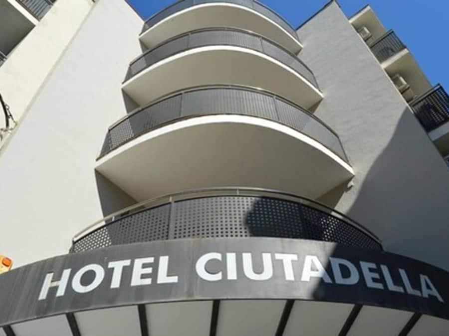 Facciata della struttura