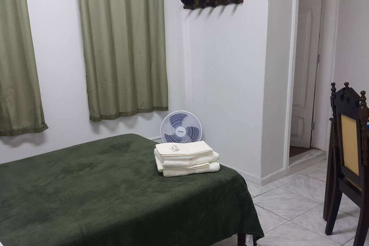 Economy Suite, 1 Double Bed | Premium bedding, free WiFi