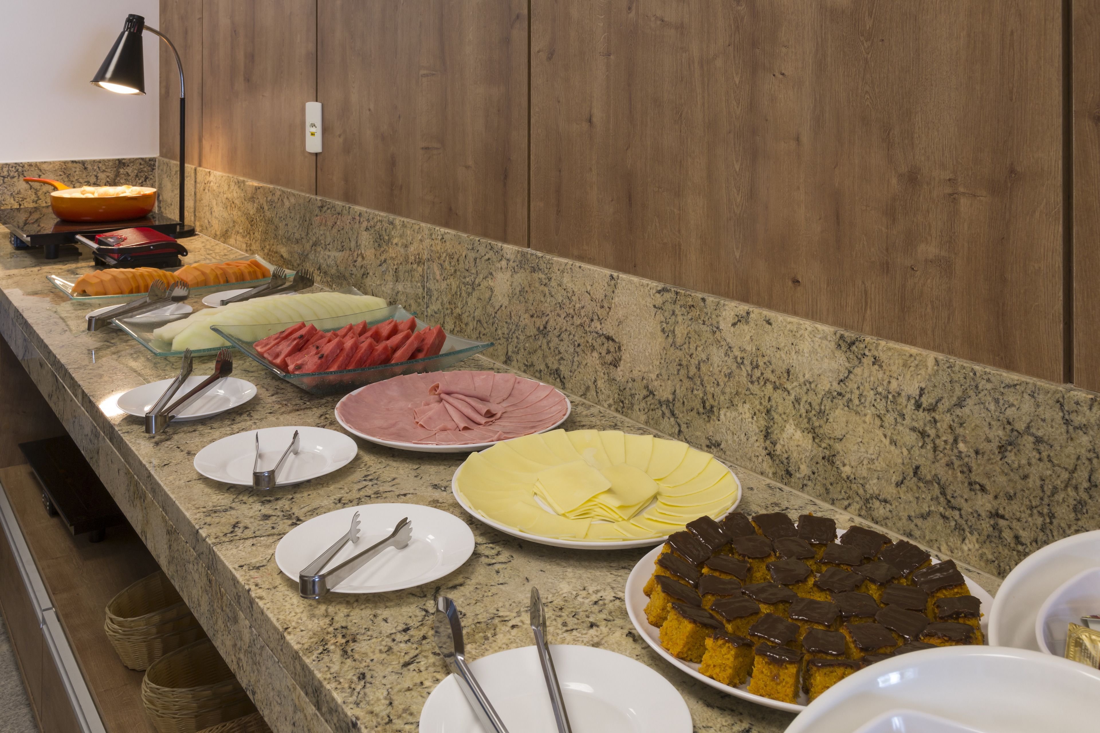 daily buffet breakfast (brl 25 per person)