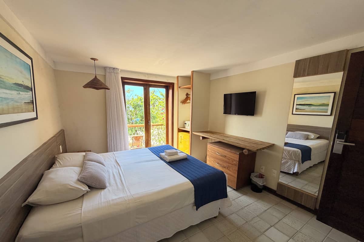 Master Room | Minibar, in-room safe, cribs (surcharge), rollaway beds (surcharge)
