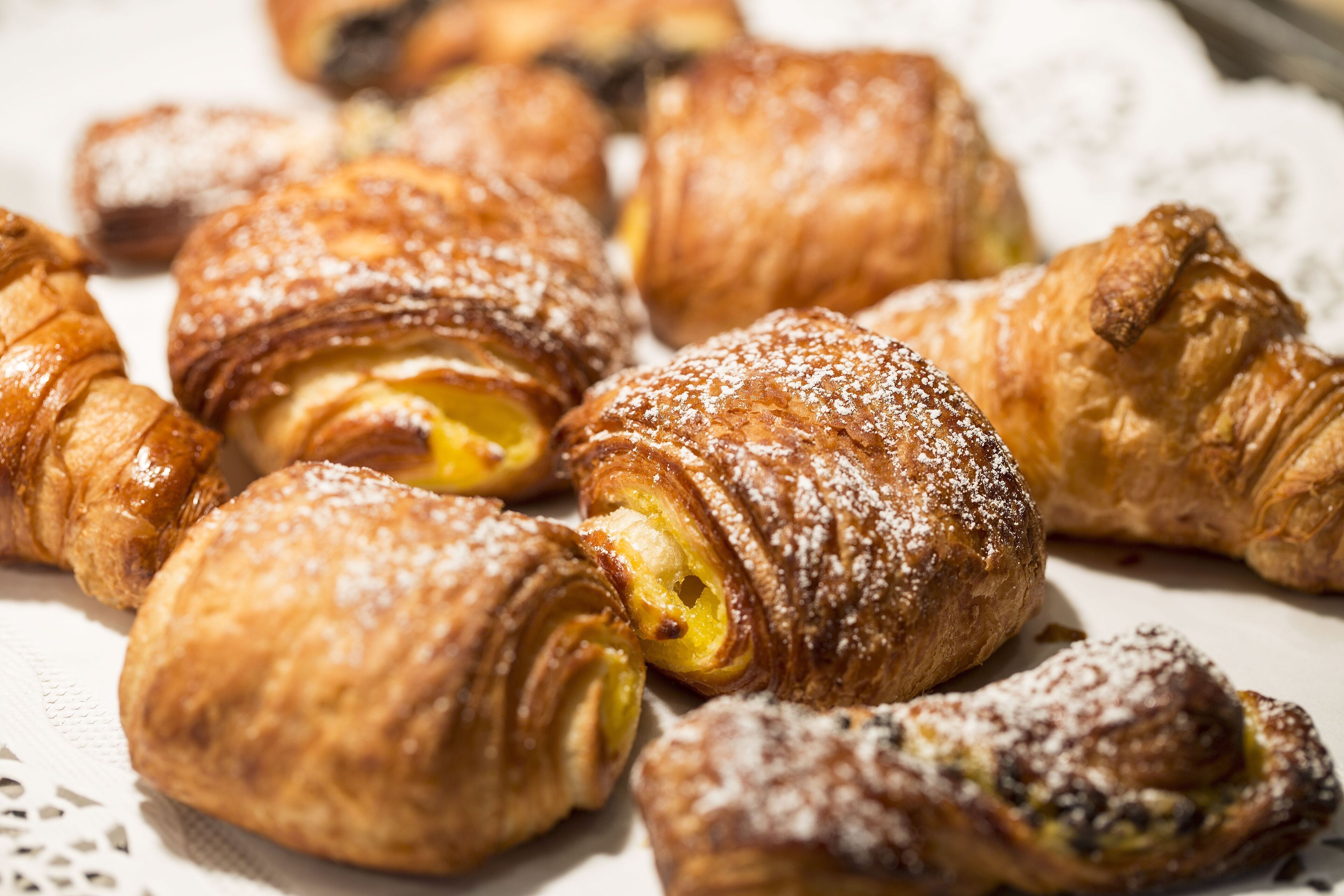 daily buffet breakfast (eur 18 per person)