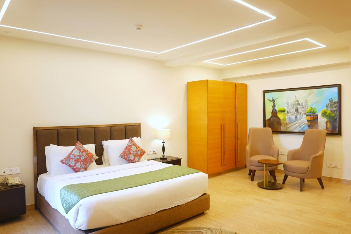 Studio Suite Cao cấp, quang cảnh thành phố | Bộ đồ giường cao cấp, minibar, két bảo mật tại phòng, bàn 